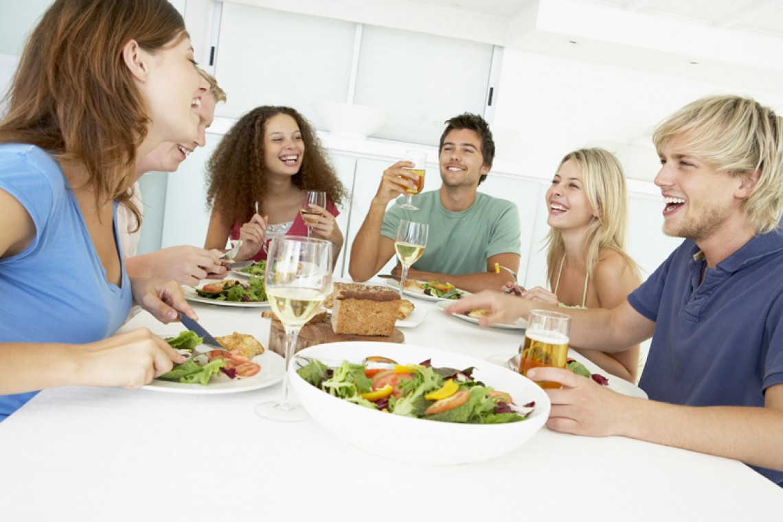 Amici a cena