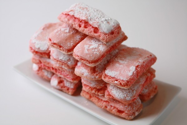 Biscotti rosa di Reims