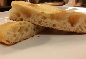 Pizza bianca al sale grosso