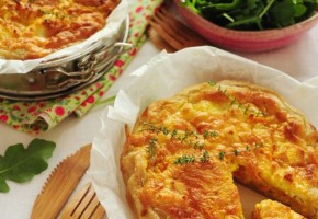 Torta di carote, mele e caprino