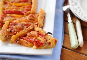 Torta alla senape e peperoni dolci