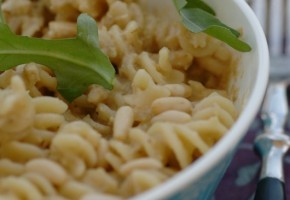 Fusilli alle melanzane e pinoli