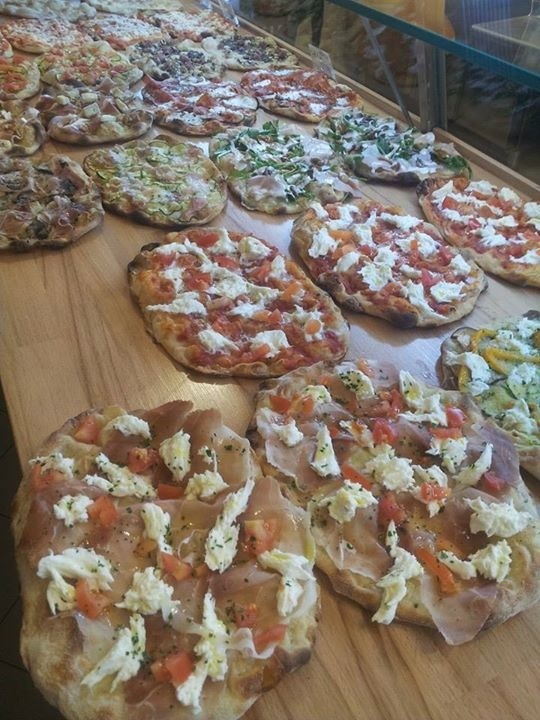 Pinsa mordi e gusta