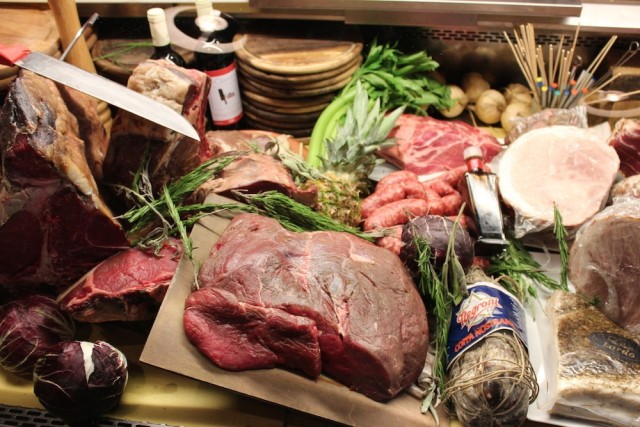 In Carne, tagli di carne