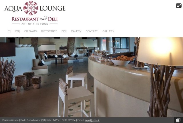 Aqua Lounge