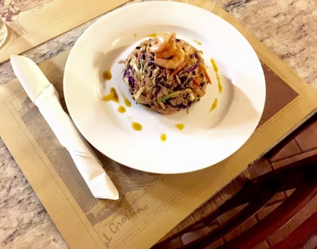 Al Grottino, nasi goreng