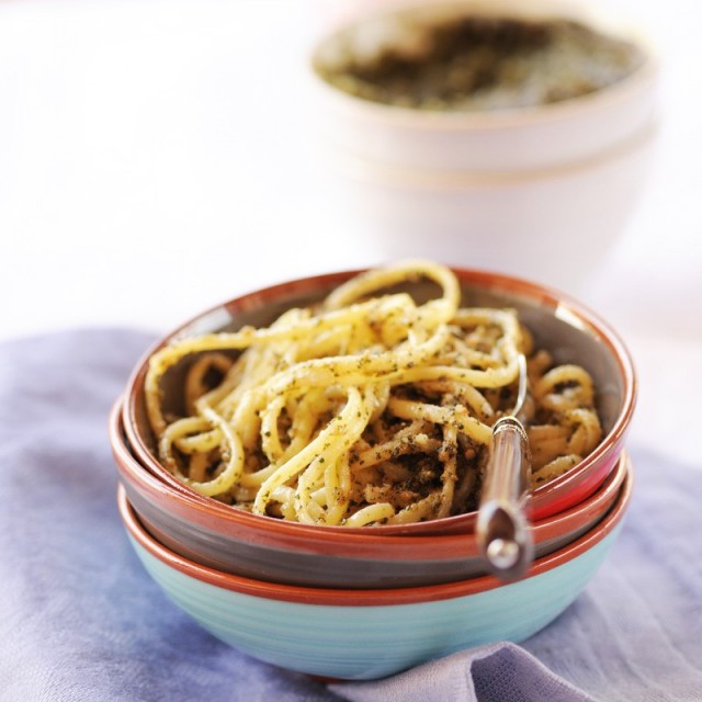 Spaghetti al pesto di salvia