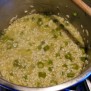 Risotto agli asparagi in cottura